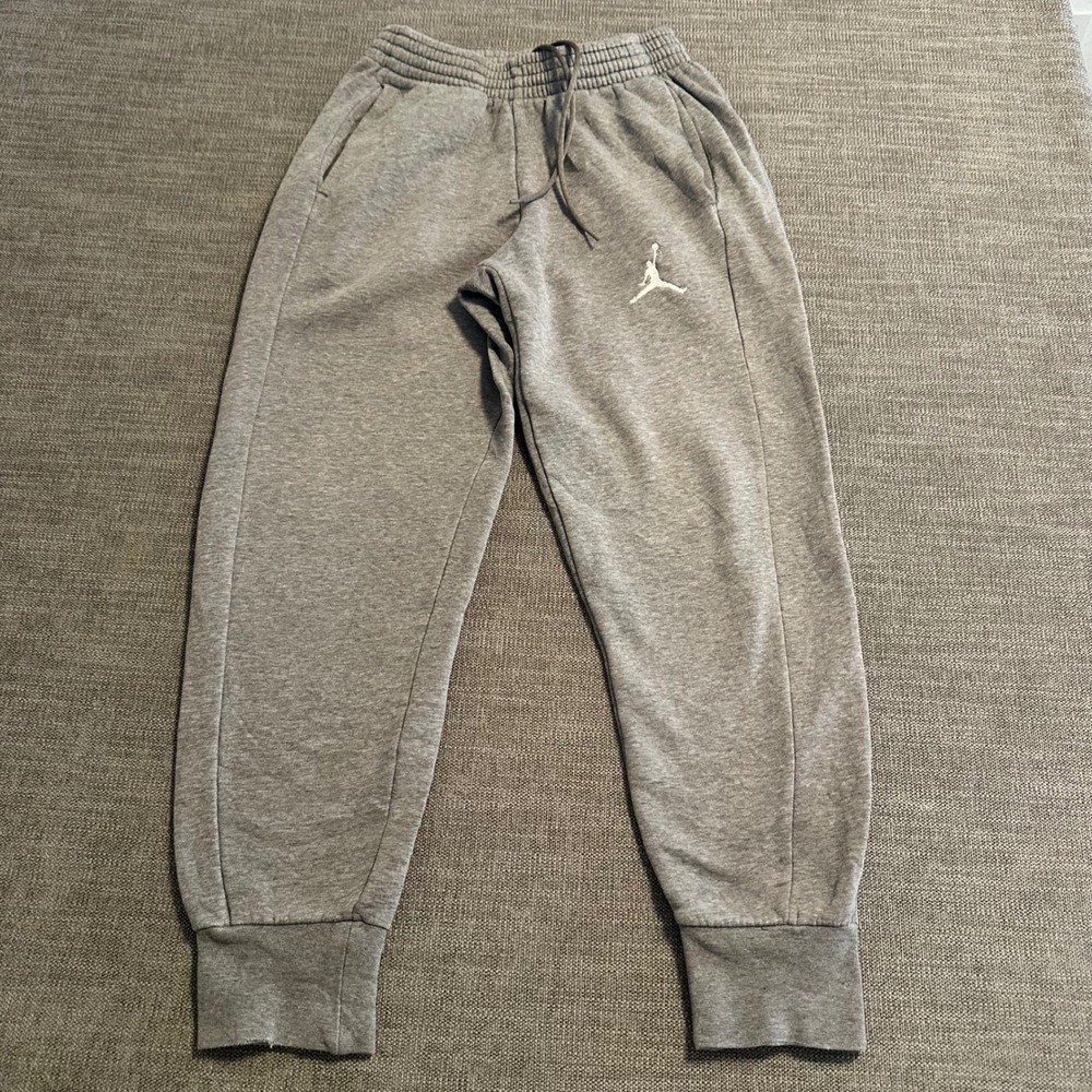 Jordan Sweatpants Mens Small Gray Jumpman Fleece Joggers Tapered Pockets